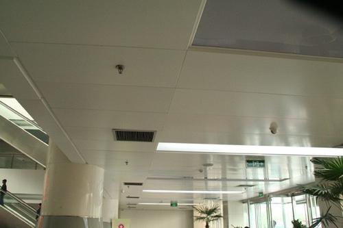 鋁扣板材料廠家直銷的-鋁扣板廠家直銷問吊頂鋁扣板多少錢一平